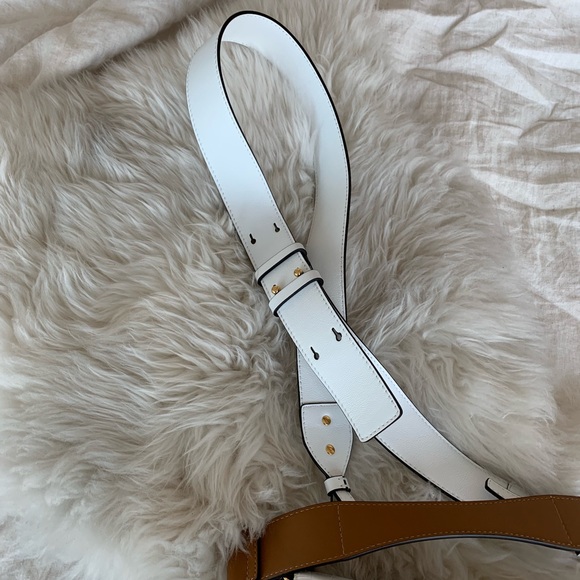 ✨ Chloe ✨ C Croc-Embossed Leather Shoulder Bag - Picture 3 of 8